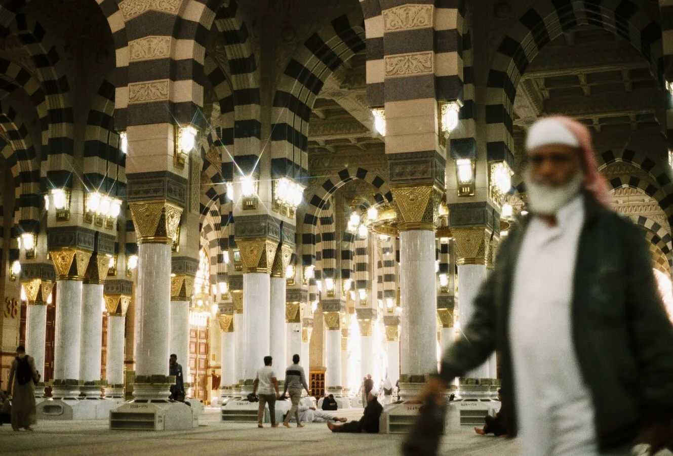 Interior Masjid Nabawi