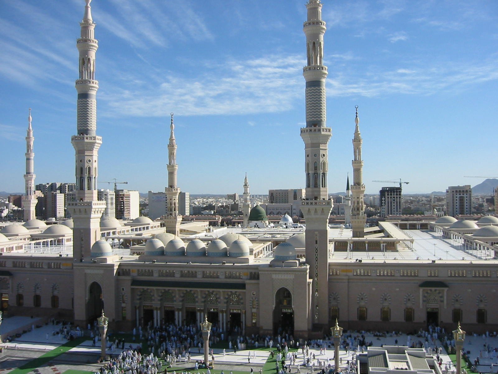 Dapatkan Promo Paket Umroh Murah Cirebon dan Tour Mancanegara