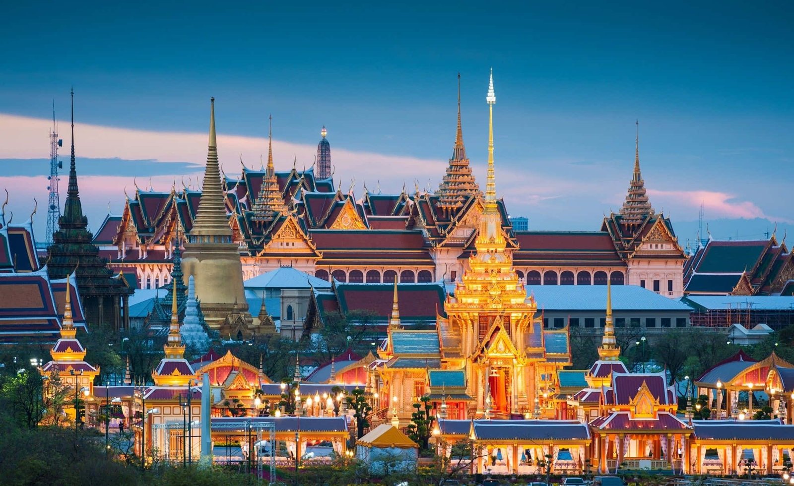 Paket Wisata 3 Negara: Malaysia, Singapura, Thailand dari Cirebon
