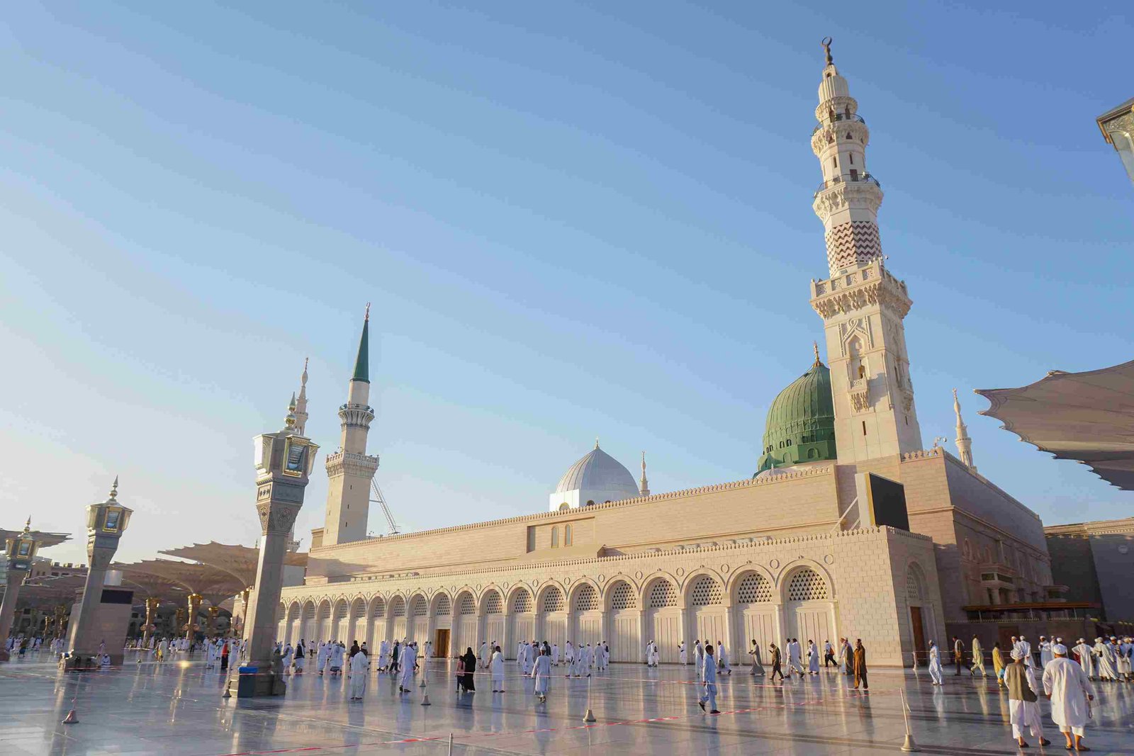 Promo Terbaru: Paket Umroh Murah Cirebon & Tour Luar Negeri Halal